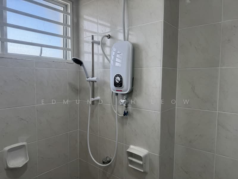 Rumah Teres 2 Tingkat untuk Disewa di Ulu Yam (Selangor) - Edmund CH Leow - Bathroom - PropertyGuru.com.my