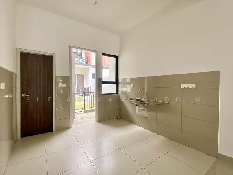 2-storey Terraced House for Rent in Shah Alam (Selangor) - Sufian Kamaruddin - Kitchen - PropertyGuru.com.my