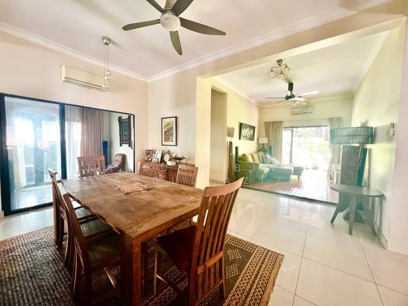Bungalow for Sale in Saujana Villa (Kajang) - Rafedah Binti Abdul Aziz - Dining Room - PropertyGuru.com.my