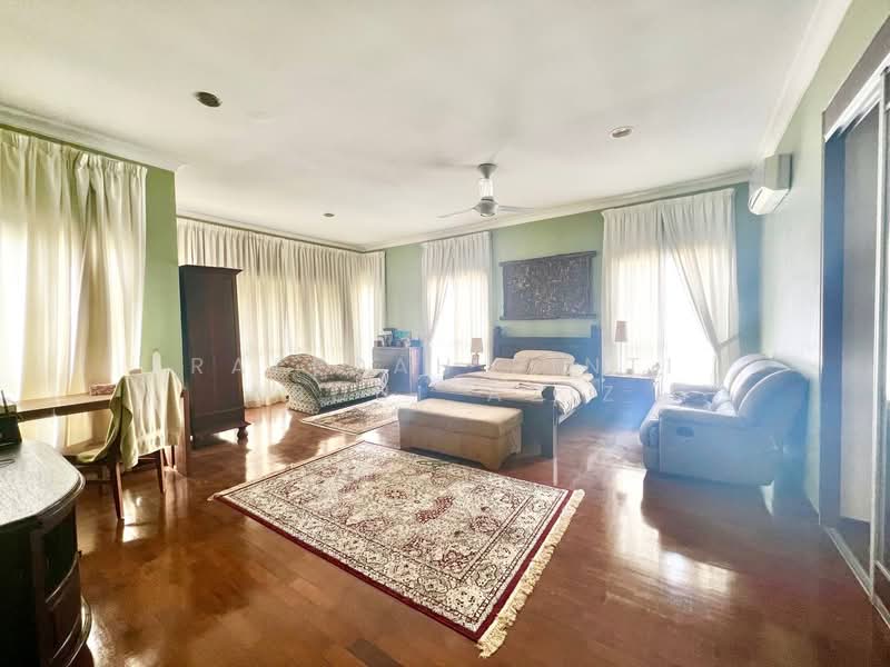 Bungalow for Sale in Saujana Villa (Kajang) - Rafedah Binti Abdul Aziz - Bedroom - PropertyGuru.com.my