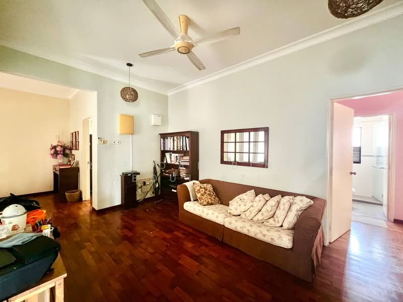 Bungalow for Sale in Saujana Villa (Kajang) - Rafedah Binti Abdul Aziz - Living Room - PropertyGuru.com.my