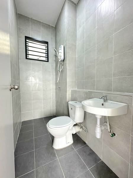 Condominium for Rent at Residensi Adelia 2 - Haslinda Ahmad Razali - Bathroom - PropertyGuru.com.my