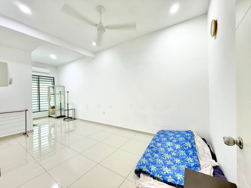 2-storey Terraced House for Sale in Seremban (Negeri Sembilan) - Deeya Yusof - Bedroom - PropertyGuru.com.my