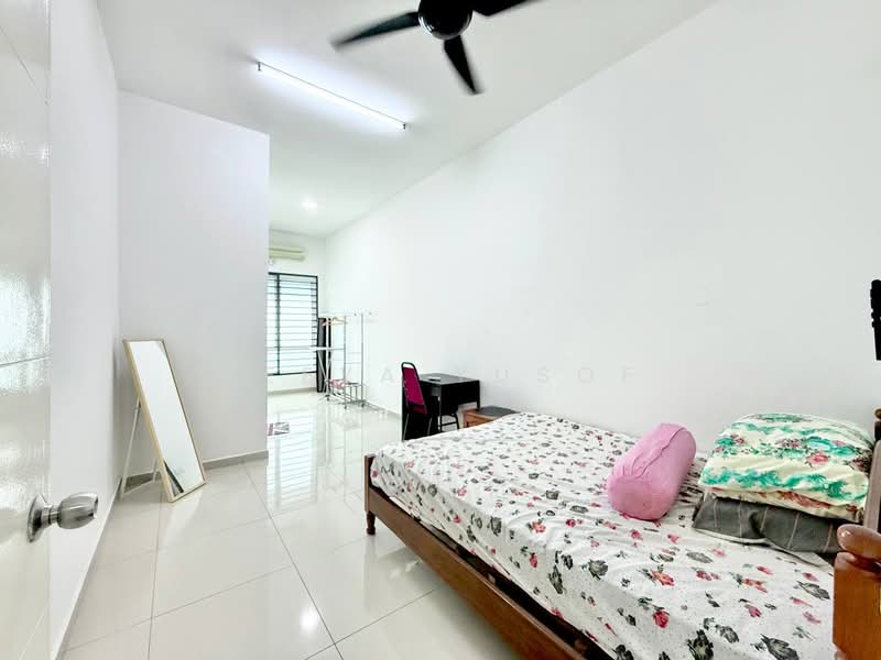2-storey Terraced House for Sale in Seremban (Negeri Sembilan) - Deeya Yusof - Bedroom - PropertyGuru.com.my