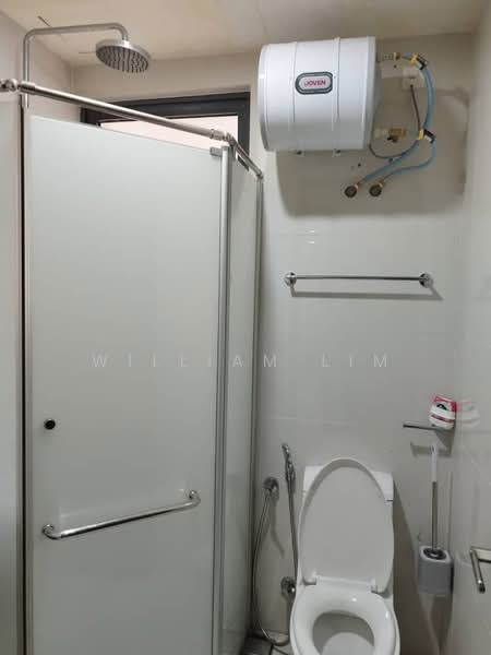 Bay Point @ Country Garden Danga Bay untuk Untuk Disewa - RM 2,300 /bulan, Mac 2026 - Bathroom - PropertyGuru.com.my