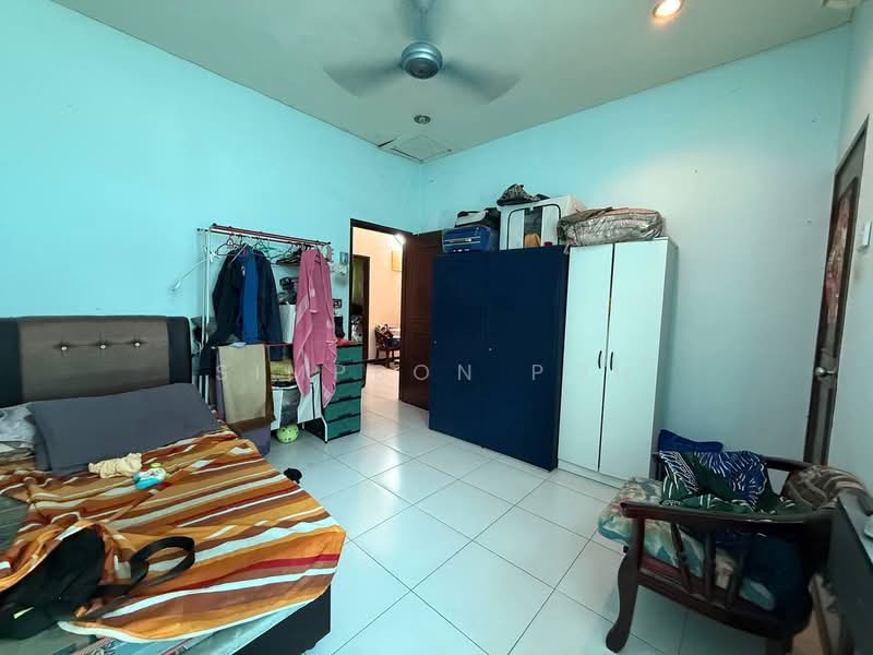 2-storey Terraced House for Sale in Taman Impian Emas (Skudai) - Simpson Poh - Bedroom - PropertyGuru.com.my