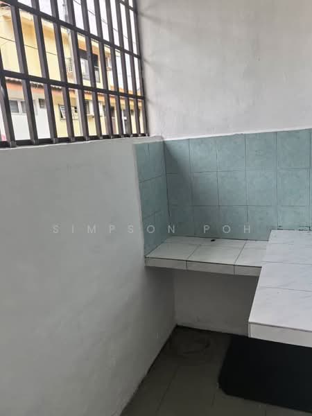 1-storey Terraced House for Sale in Taman Nusa Bestari 2 (Iskandar Puteri (Nusajaya)) - Simpson Poh - Kitchen - PropertyGuru.com.my