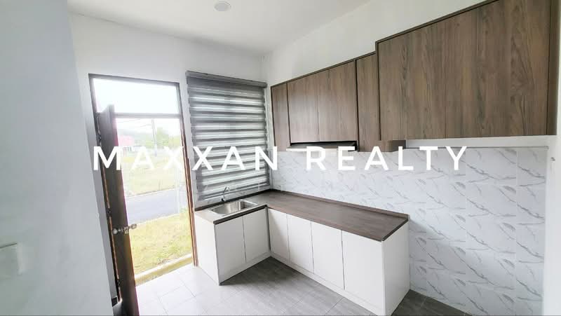 Rumah Teres 1 Tingkat untuk Dijual di Ketereh (Kelantan) - Izzati Mat - Kitchen - PropertyGuru.com.my