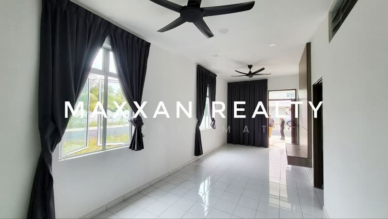 Rumah Teres 1 Tingkat untuk Dijual di Ketereh (Kelantan) - Izzati Mat - Living Room - PropertyGuru.com.my