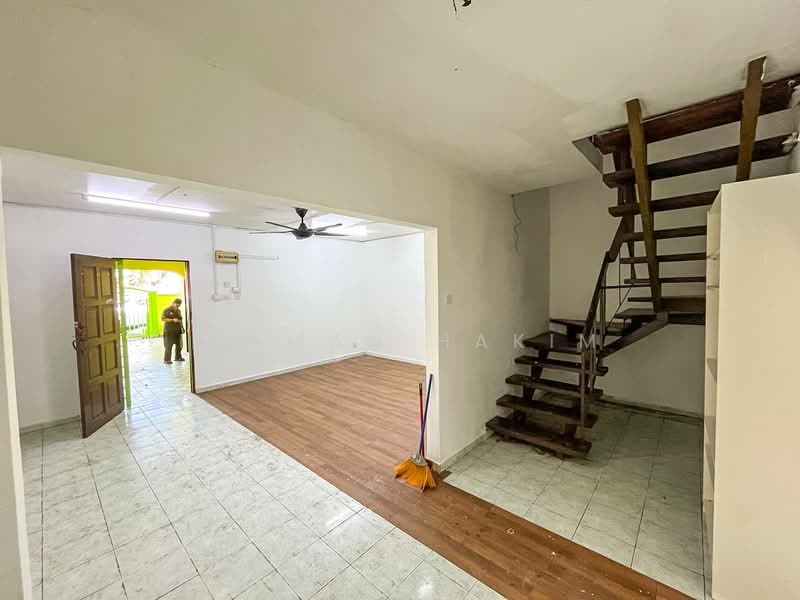 2-storey Terraced House for Sale in Seksyen 19 (Shah Alam) - Lukman Hakim - PropertyGuru.com.my