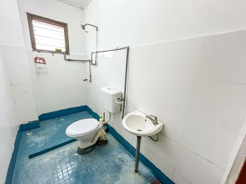 2-storey Terraced House for Sale in Seksyen 19 (Shah Alam) - Lukman Hakim - PropertyGuru.com.my