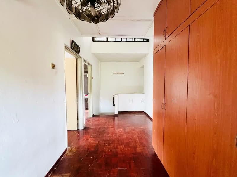 2-storey Terraced House for Sale in Seksyen 27 (Shah Alam) - Lukman Hakim - PropertyGuru.com.my