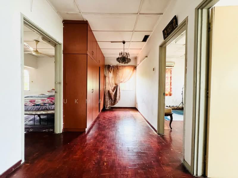 2-storey Terraced House for Sale in Seksyen 27 (Shah Alam) - Lukman Hakim - PropertyGuru.com.my