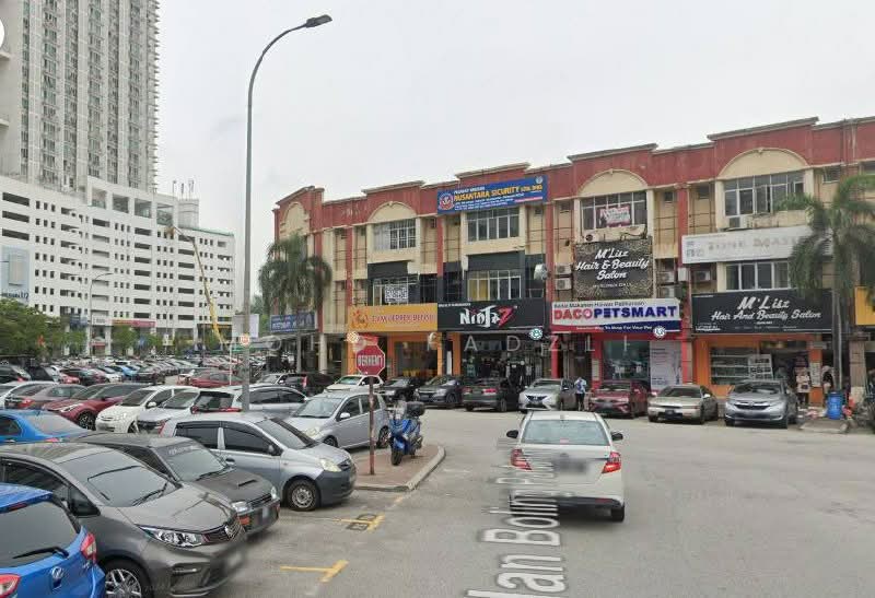 Shop / Office for Sale in Seksyen 13 (Shah Alam) - Mohd Fadzli - Exterior - PropertyGuru.com.my