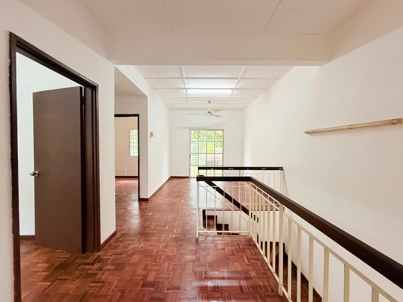 2-storey Terraced House for Sale in Presint 9 (Putrajaya) - BILYA ARIFF - Corridor - PropertyGuru.com.my