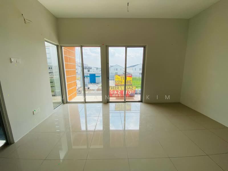 Terraced House for Sale in Kampung Selangor Dredging (Dengkil) - Lukman Hakim - PropertyGuru.com.my