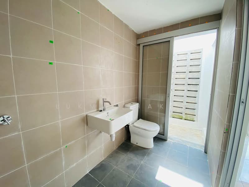 Terraced House for Sale in Kampung Selangor Dredging (Dengkil) - Lukman Hakim - PropertyGuru.com.my