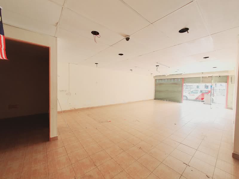 Shop for Rent in Taman Melaka Raya (Melaka City) - Ramona Tan - Interior - PropertyGuru.com.my
