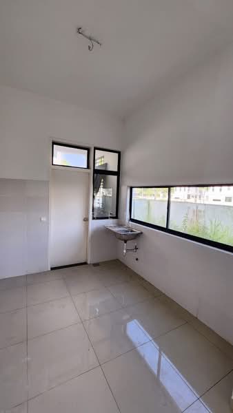 Eco Tropics untuk Untuk Dijual - RM 612,000, Feb 2026 - Kitchen - PropertyGuru.com.my