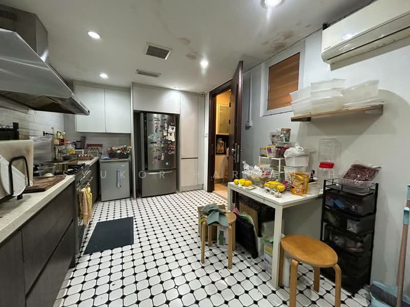 3 Storey Terrace House Desiran Bayu Setapak KL untuk Untuk Dijual - RM 1,500,000, Feb 2026 - Kitchen - PropertyGuru.com.my