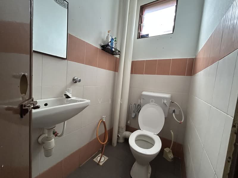 Apartment for Rent at Mentari Court - Calvin Hoh - Bathroom - PropertyGuru.com.my