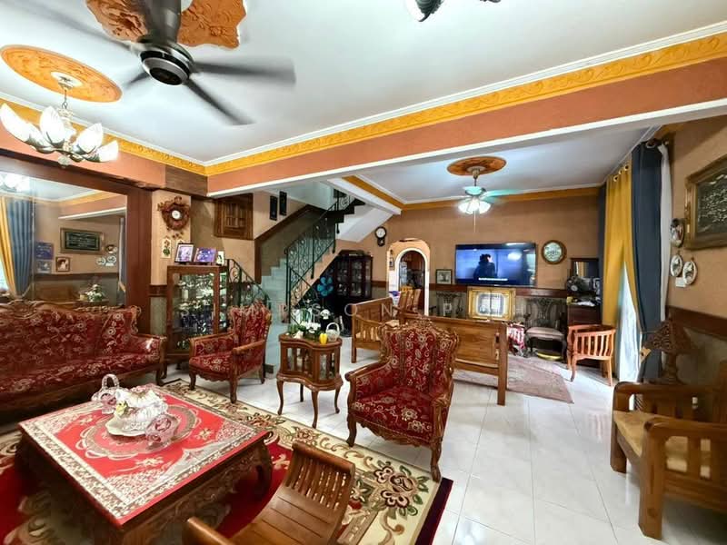 2-storey Terraced House for Sale in Bukit Indah (Iskandar Puteri (Nusajaya)) - Simpson Poh - Living Room - PropertyGuru.com.my