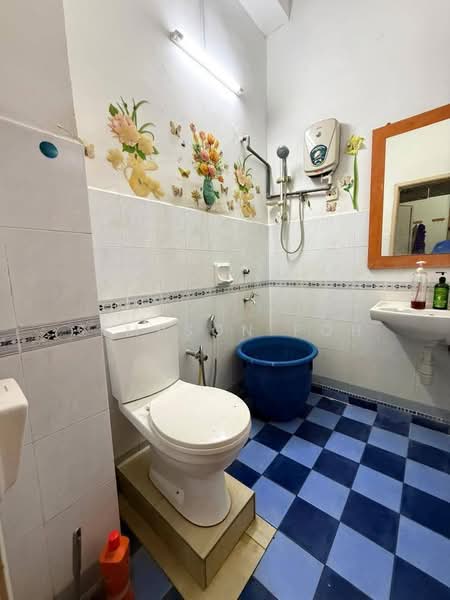 2-storey Terraced House for Sale in Bukit Indah (Iskandar Puteri (Nusajaya)) - Simpson Poh - Bathroom - PropertyGuru.com.my