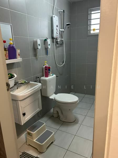 Apartment for Sale at Kemuning Idaman - Stephanie Lim - Bathroom - PropertyGuru.com.my