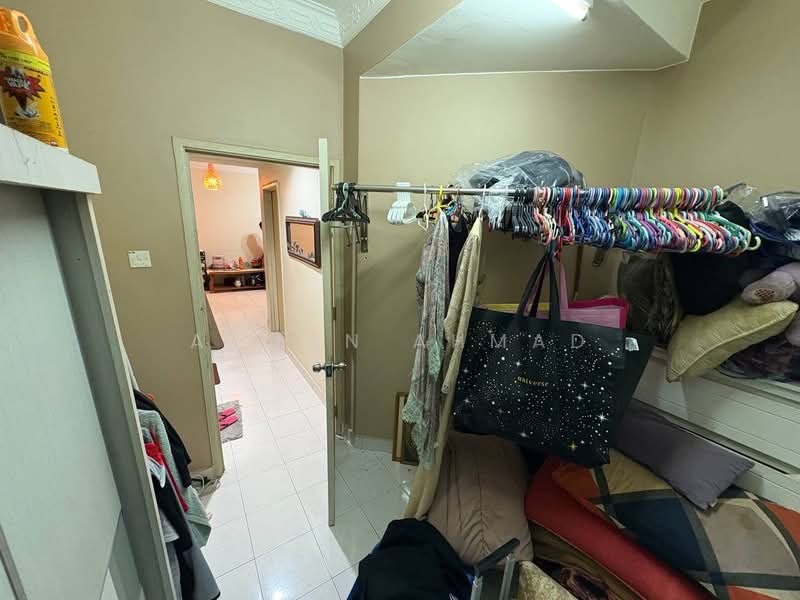 Apartment for Sale at Seri Ixora Apartment - Azman Ahmad - PropertyGuru.com.my