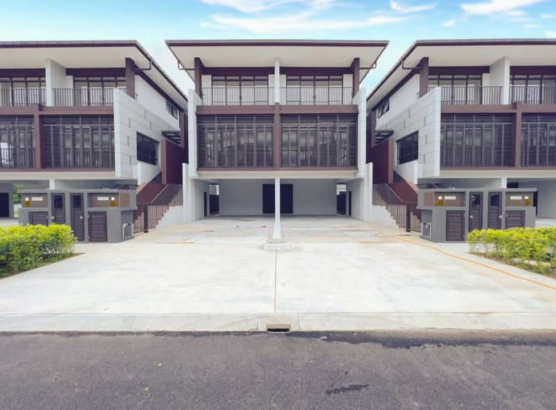 3-storey Terraced House for Sale in Cyberjaya (Selangor) - BILYA ARIFF - Exterior - PropertyGuru.com.my
