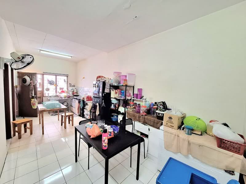 Taman Universiti untuk Untuk Dijual - RM 380,000, Feb 2026 - Kitchen - PropertyGuru.com.my