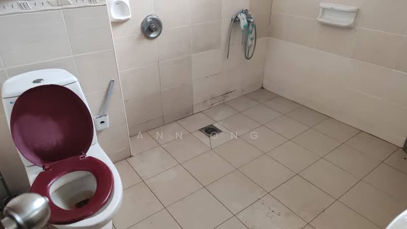 Semi-Detached House for Sale in Batu Caves (Selangor) - Ann Ong - Bathroom - PropertyGuru.com.my