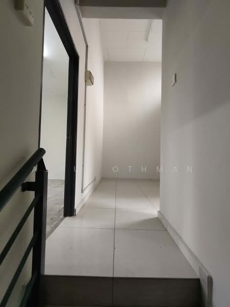 2-storey Terraced House for Sale in Taman Coral Heights (Sikamat) - Azrul Othman - Corridor - PropertyGuru.com.my
