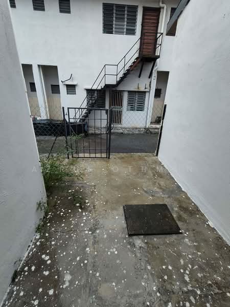 2-storey Terraced House for Sale in Taman Coral Heights (Sikamat) - Azrul Othman - Exterior - PropertyGuru.com.my