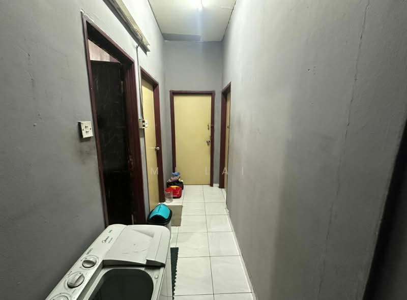 Apartment for Sale at Sri Akasia - MJ Lai - Corridor - PropertyGuru.com.my
