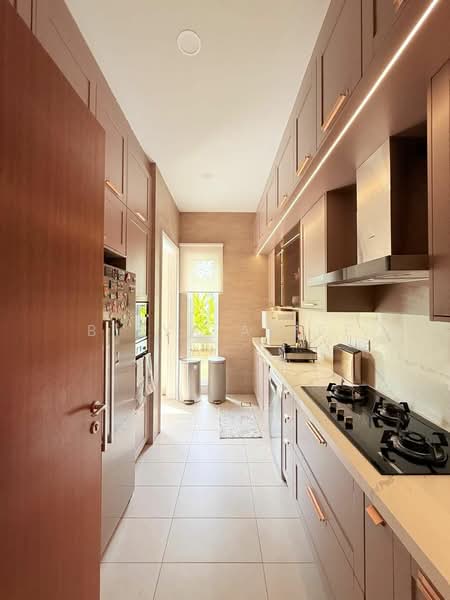 3-storey Terraced House for Rent in Mont Kiara (Kuala Lumpur) - BILYA ARIFF - Kitchen - PropertyGuru.com.my