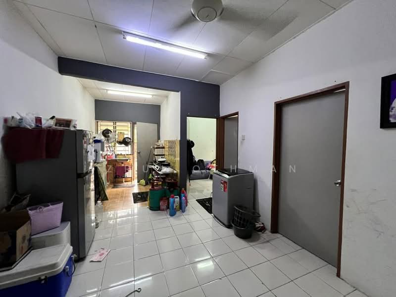 1-storey Terraced House for Sale in Taman Gadong Indah (Labu) - Azrul Othman - Kitchen - PropertyGuru.com.my
