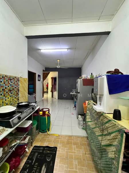 1-storey Terraced House for Sale in Taman Gadong Indah (Labu) - Azrul Othman - Kitchen - PropertyGuru.com.my