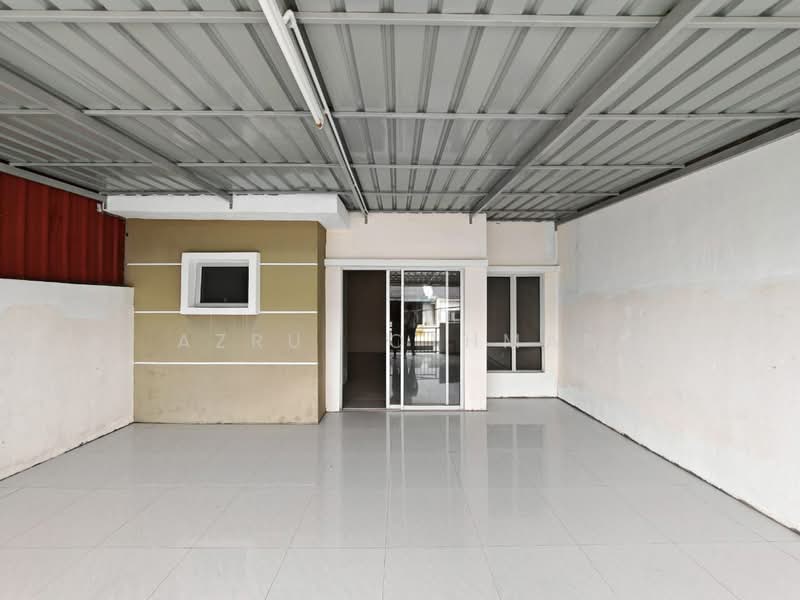 Rumah Teres 2 Tingkat untuk Dijual di Taman Gadong Indah (Labu) - Azrul Othman - Interior - PropertyGuru.com.my