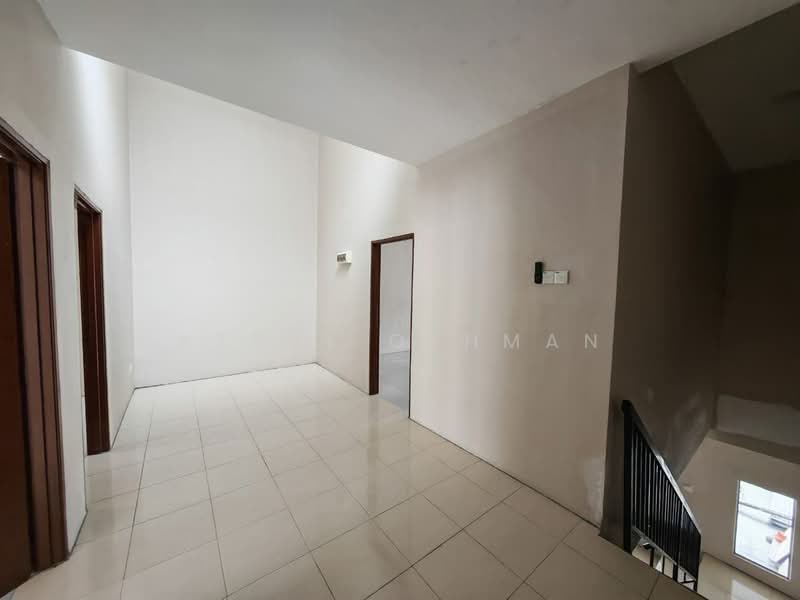 Rumah Teres 2 Tingkat untuk Dijual di Taman Gadong Indah (Labu) - Azrul Othman - Interior - PropertyGuru.com.my