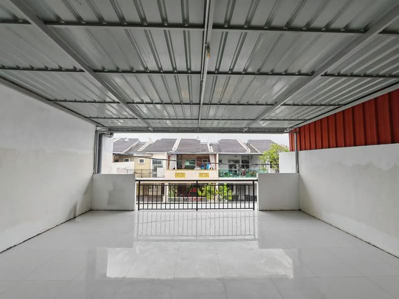 Rumah Teres 2 Tingkat untuk Dijual di Taman Gadong Indah (Labu) - Azrul Othman - Balcony - PropertyGuru.com.my