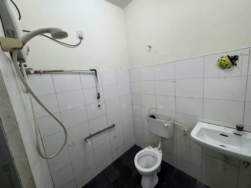 2 Storey Corner Terrace at Lorong Kapar Setia untuk Untuk Dijual - RM 750,000, Mac 2026 - Bathroom - PropertyGuru.com.my