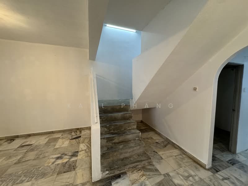 2 Storey Corner Terrace at Lorong Kapar Setia untuk Untuk Dijual - RM 750,000, Mac 2026 - staircase - PropertyGuru.com.my
