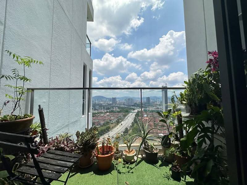 Condominium for Sale at Icon Residence - Norhafiz Bin Mohd Nor - Balcony - PropertyGuru.com.my