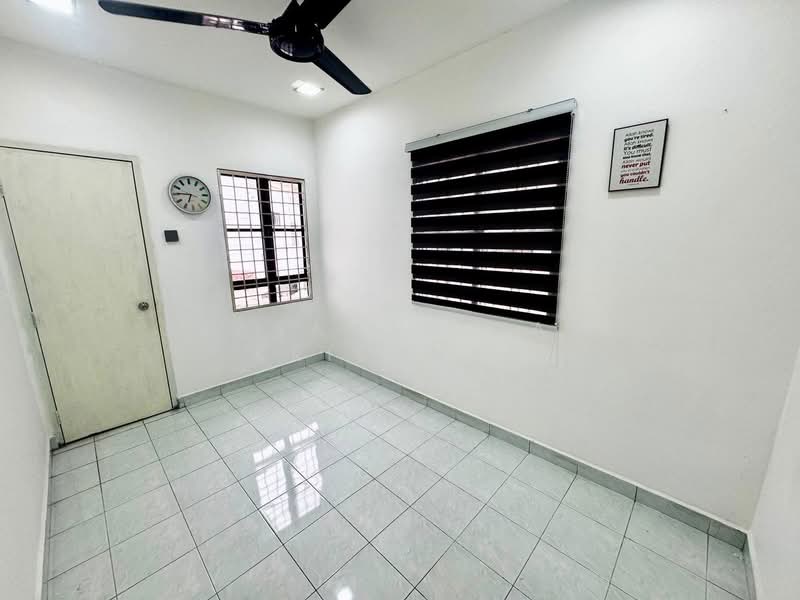 Seksyen 7 untuk Untuk Dijual - RM 1,350,000, Feb 2026 - PropertyGuru.com.my