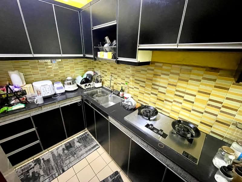2-storey Terraced House for Sale in Bukit Sentosa (Rawang) - Tasya Ruslan - Kitchen - PropertyGuru.com.my