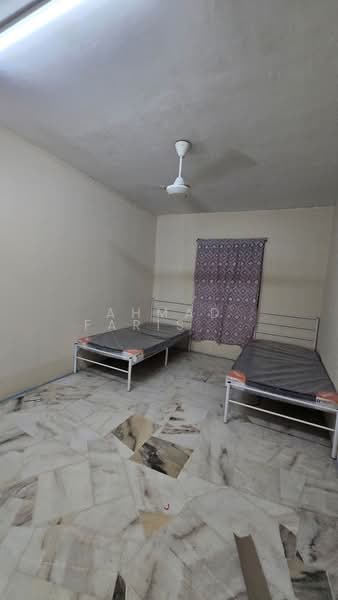 Flat for Rent at Flat PKNS Section 7 - AHMAD FARIS RAHIMI - Bedroom - PropertyGuru.com.my