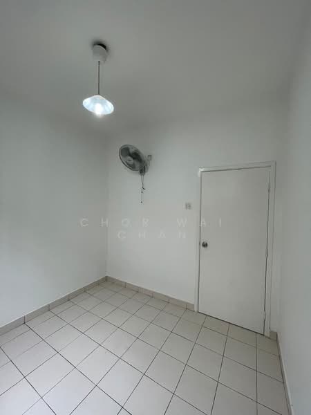 Villa Damansara untuk Untuk Disewa - RM 2,500 /bulan, Feb 2026 - Interior - PropertyGuru.com.my