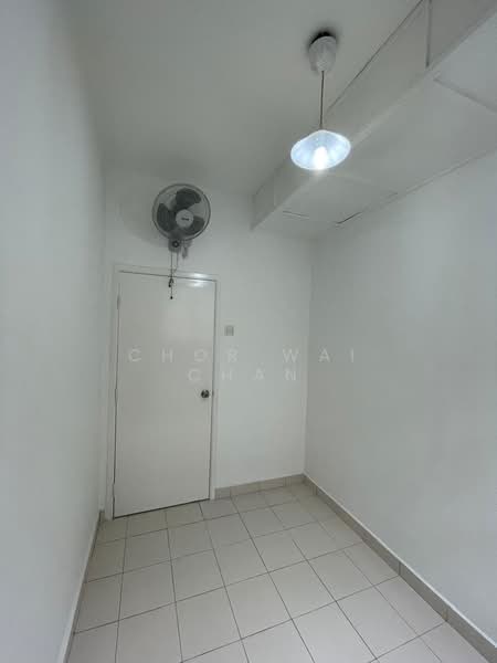 Villa Damansara untuk Untuk Disewa - RM 2,500 /bulan, Feb 2026 - Interior - PropertyGuru.com.my