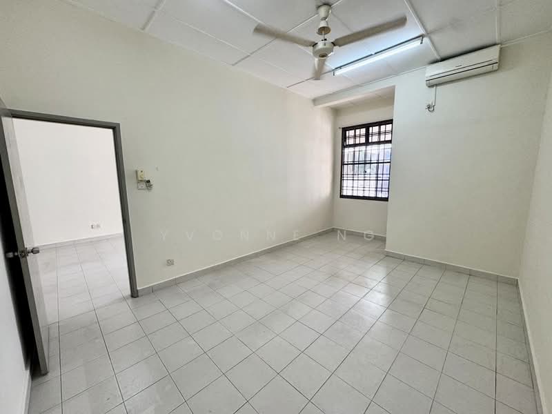 Taman Pelangi Indah untuk Untuk Disewa - RM 1,700 /bulan, Feb 2026 - Interior - PropertyGuru.com.my